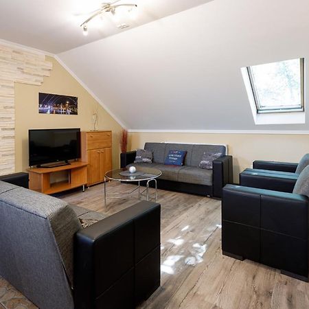 Central Apartman Gyula Ngoại thất bức ảnh