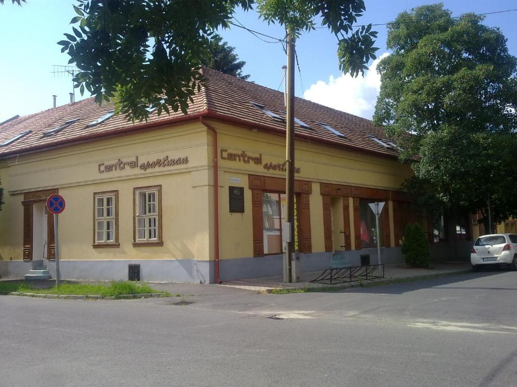 Central Apartman Gyula Phòng bức ảnh